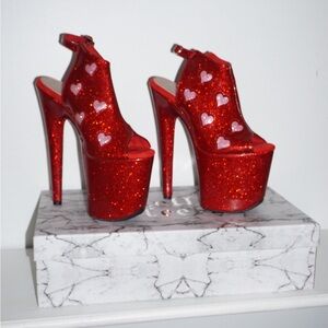 CUPIDS CHOKEHOLD SHIELD STILETTO 9 2026 HELLA HEELS NIB